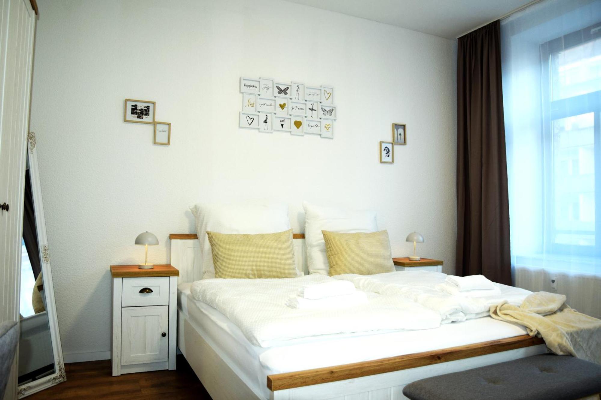 Asya Zentral, Balkon, Netflix, Gratis Kaffee Und Tee Chemnitz