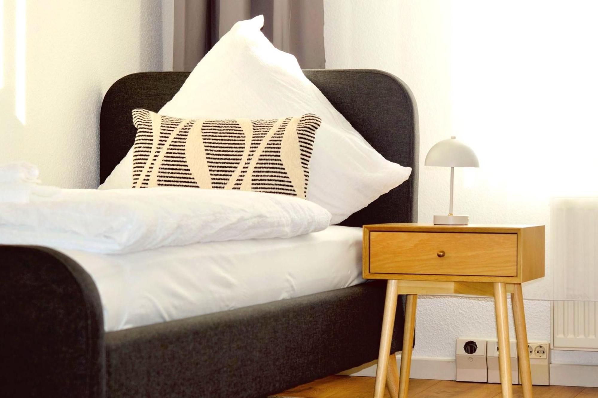Asya Zentral, Balkon, Netflix, Gratis Kaffee Und Tee